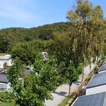 مكان تخييم Confortable Avec Terrasse Pour 2 Personnes A - Api-1-52-352 بورم لي ميموزا